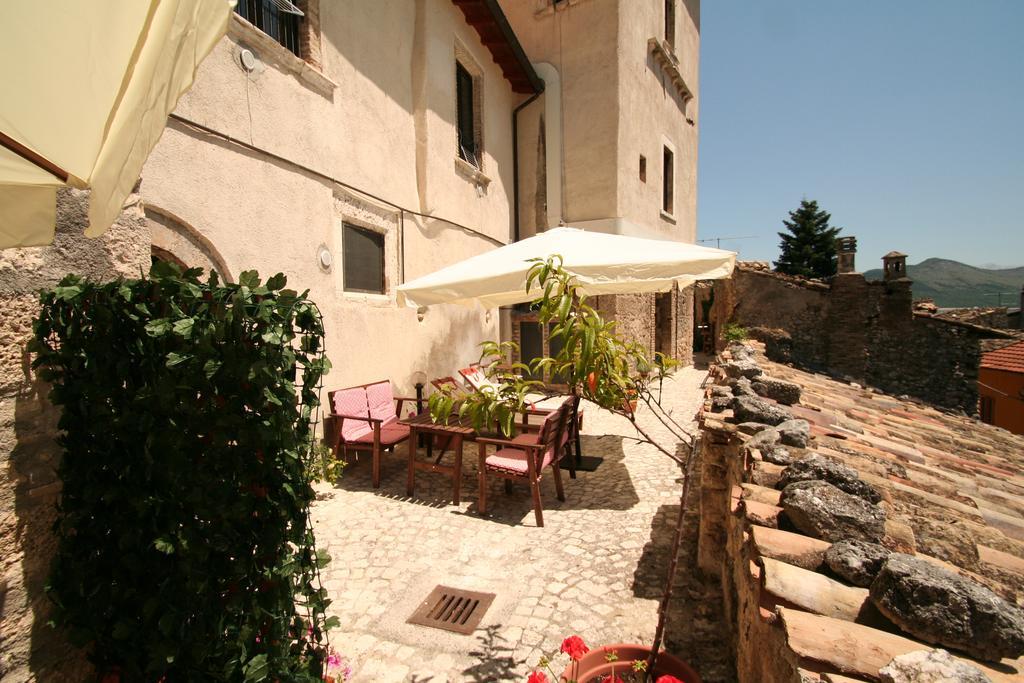 Sotto Il Castello Aparthotel Gagliano Aterno Εξωτερικό φωτογραφία