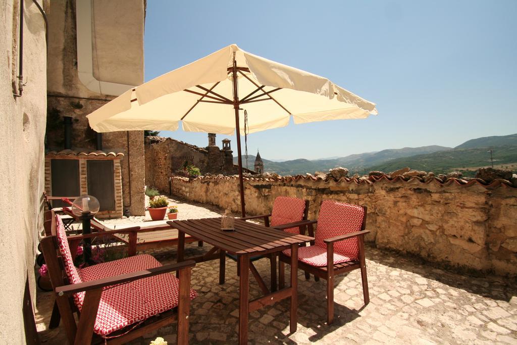 Sotto Il Castello Aparthotel Gagliano Aterno Εξωτερικό φωτογραφία