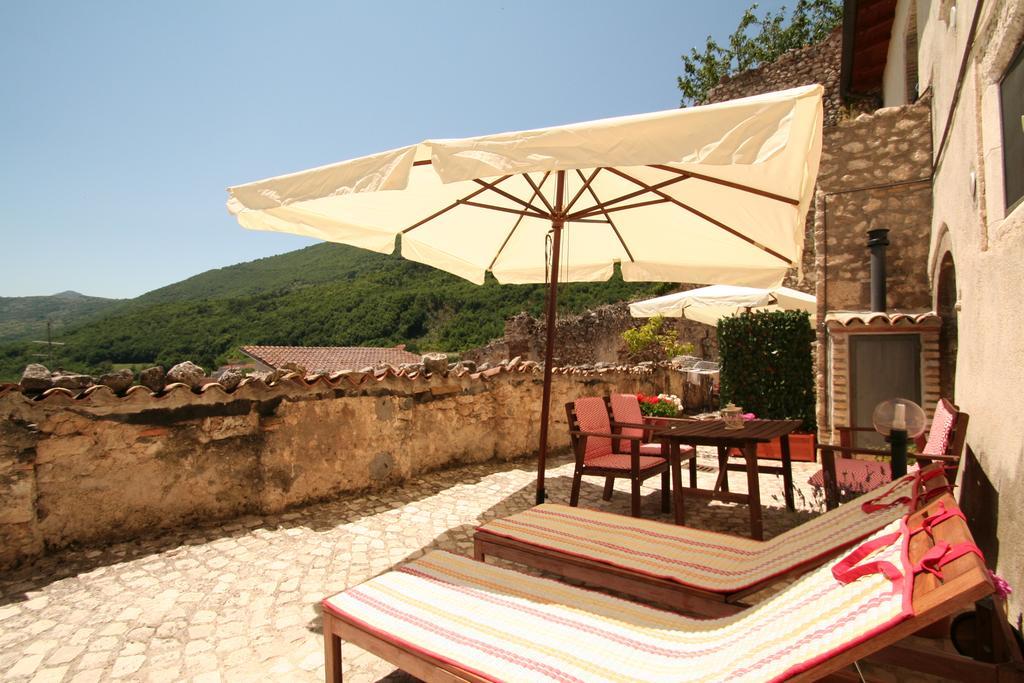 Sotto Il Castello Aparthotel Gagliano Aterno Εξωτερικό φωτογραφία